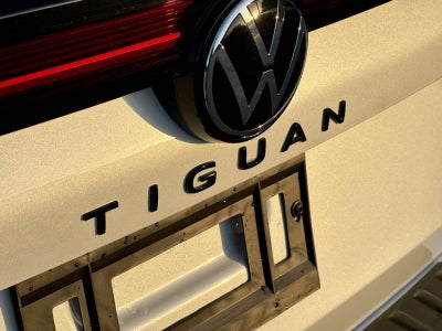 2026 Volkswagen Tiguan SE R-Line Black