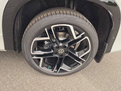 2025 Volkswagen Tiguan 2.0T SEL R-Line