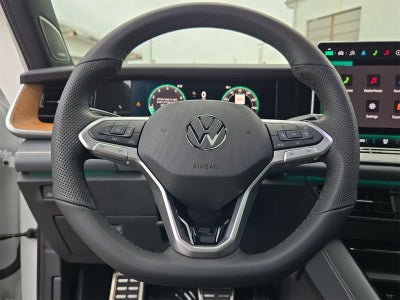 2025 Volkswagen Tiguan 2.0T SEL R-Line