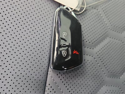 2025 Volkswagen Tiguan 2.0T SEL R-Line