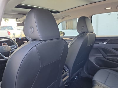 2025 Volkswagen Tiguan 2.0T SE