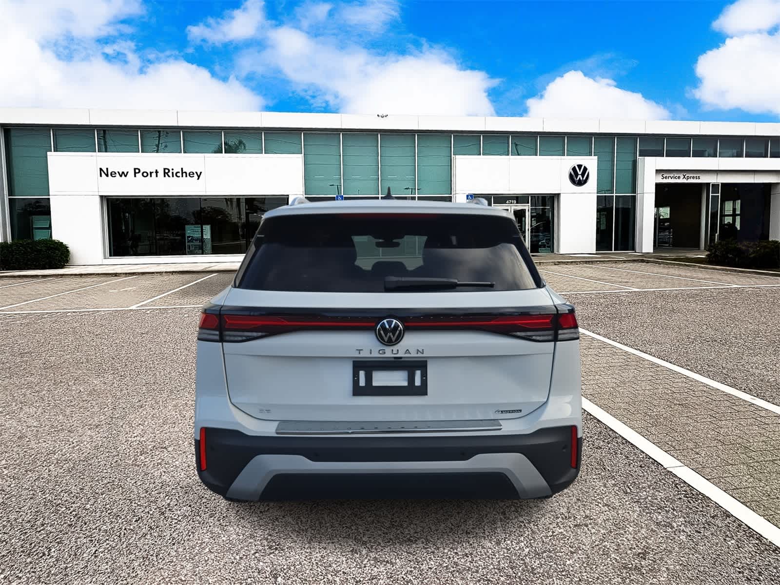 2025 Volkswagen Tiguan 2.0T SE