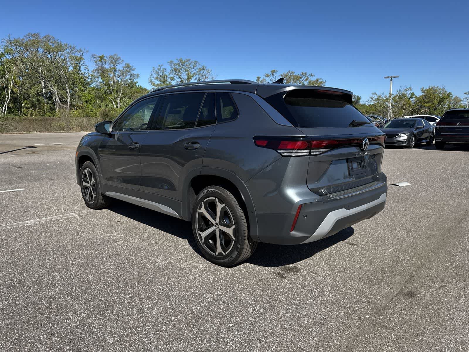 2026 Volkswagen Tiguan 2.0T SE