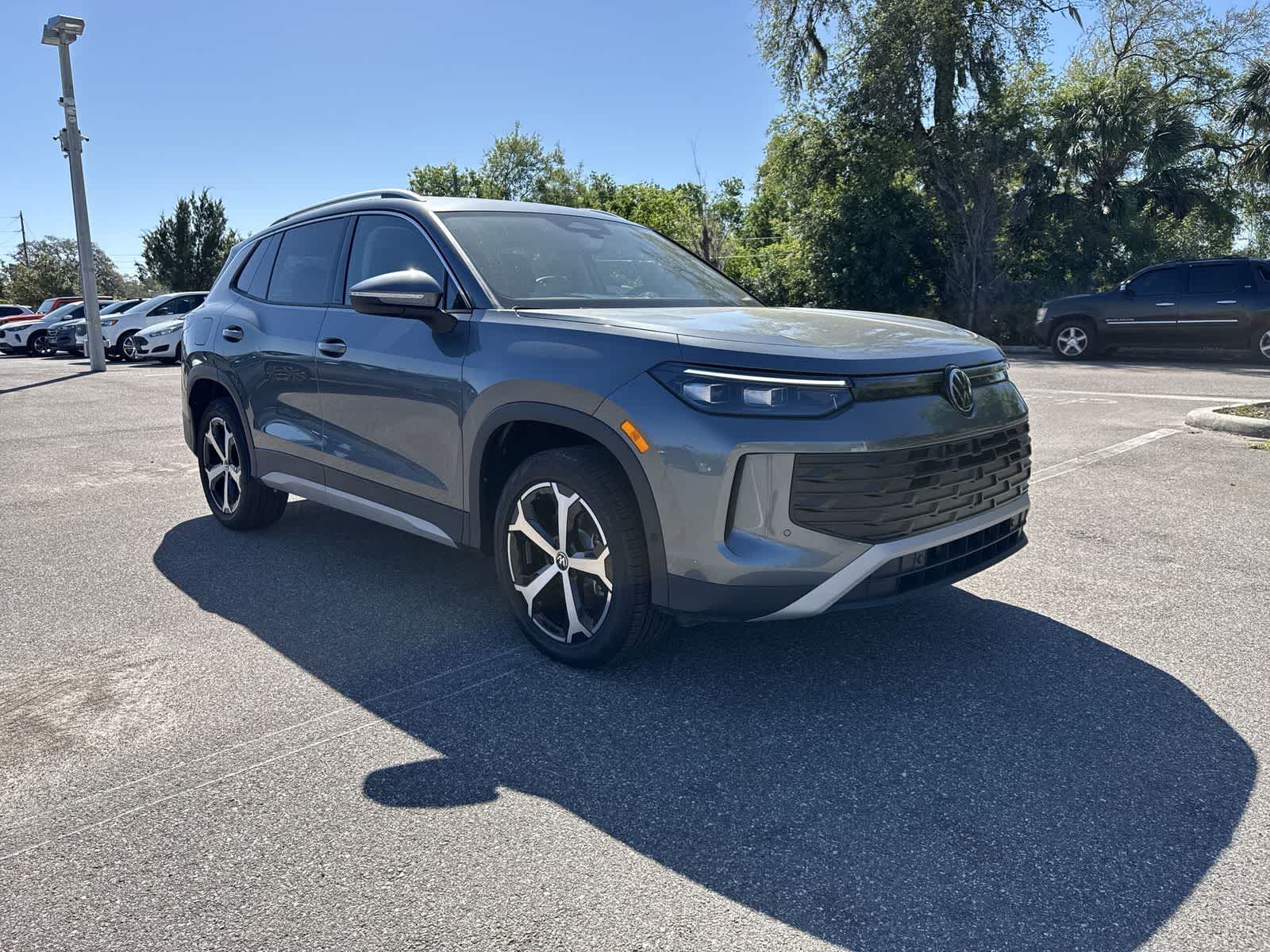 2026 Volkswagen Tiguan 2.0T SE