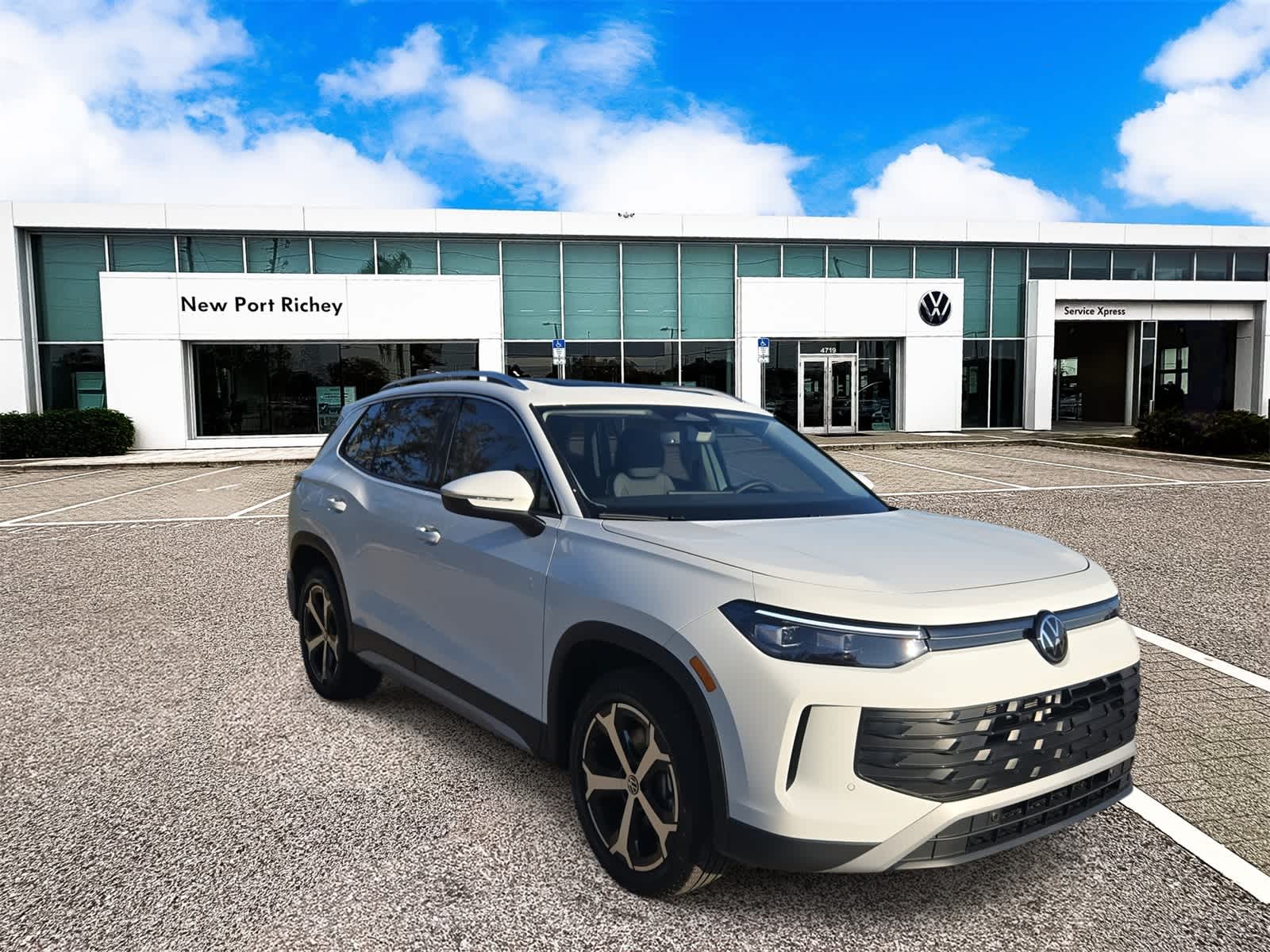 2026 Volkswagen Tiguan 2.0T SE