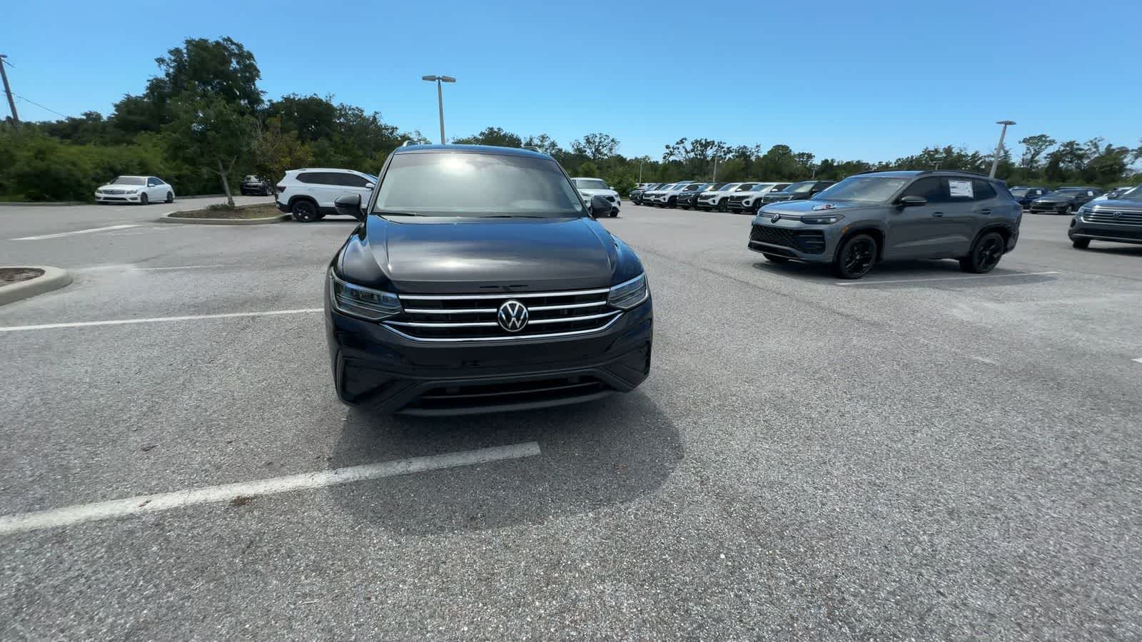 2023 Volkswagen Tiguan SE
