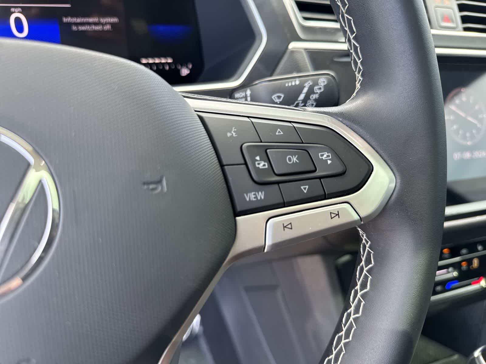2023 Volkswagen Tiguan SE