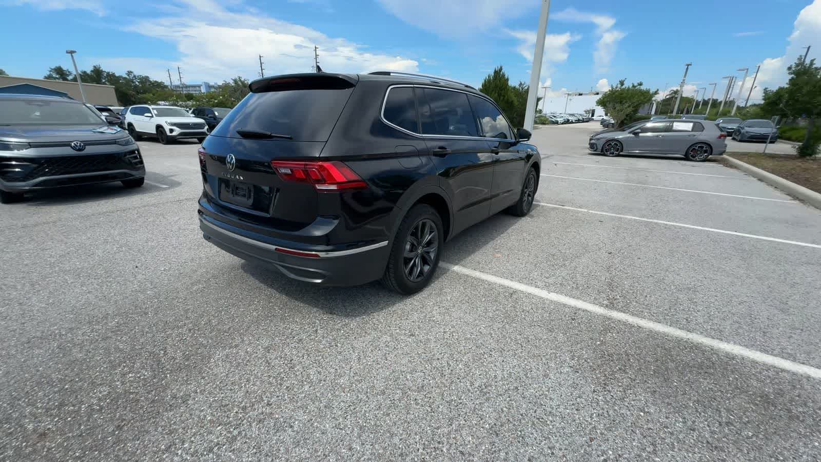 2023 Volkswagen Tiguan SE