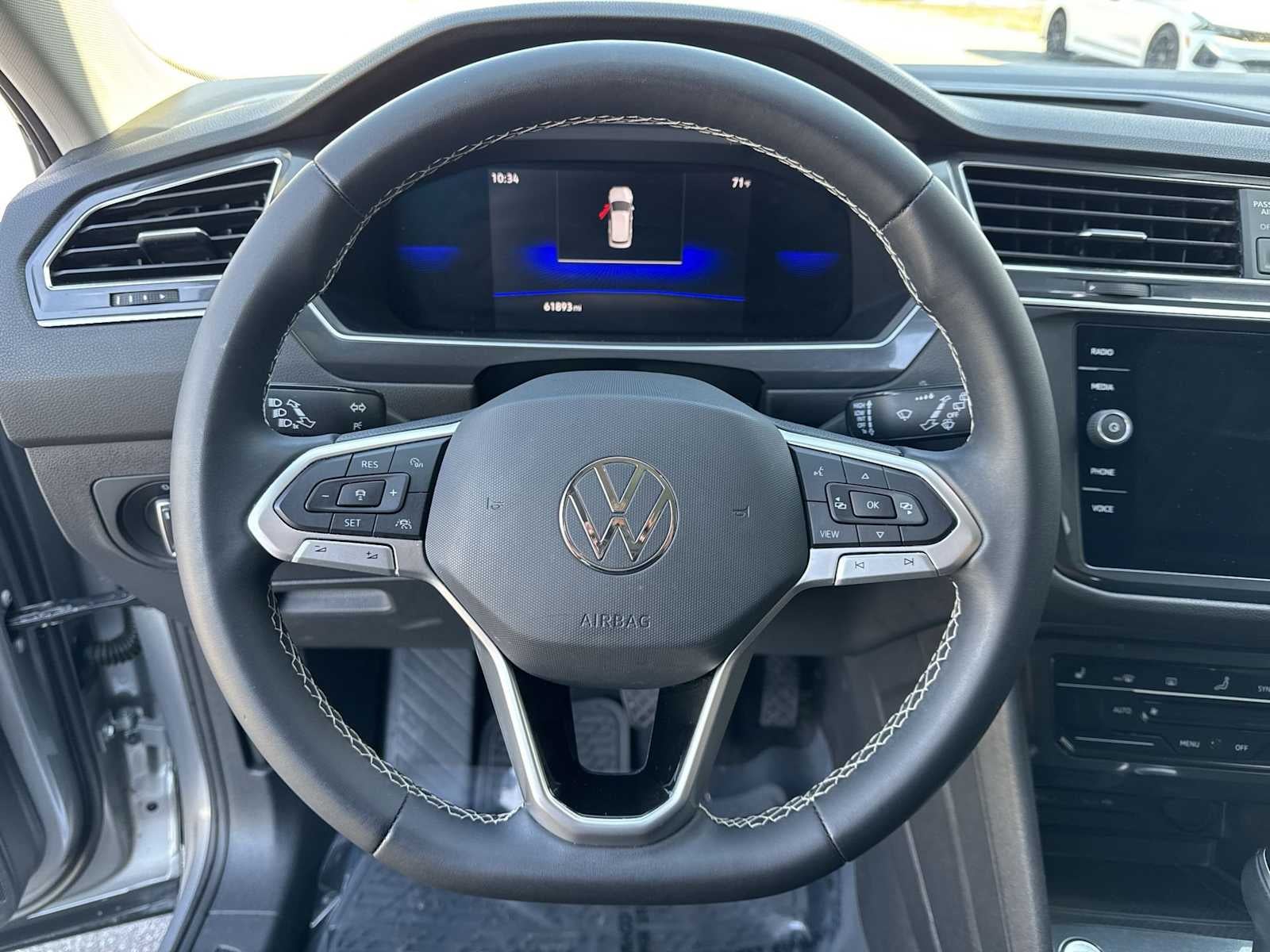 2023 Volkswagen Tiguan SE