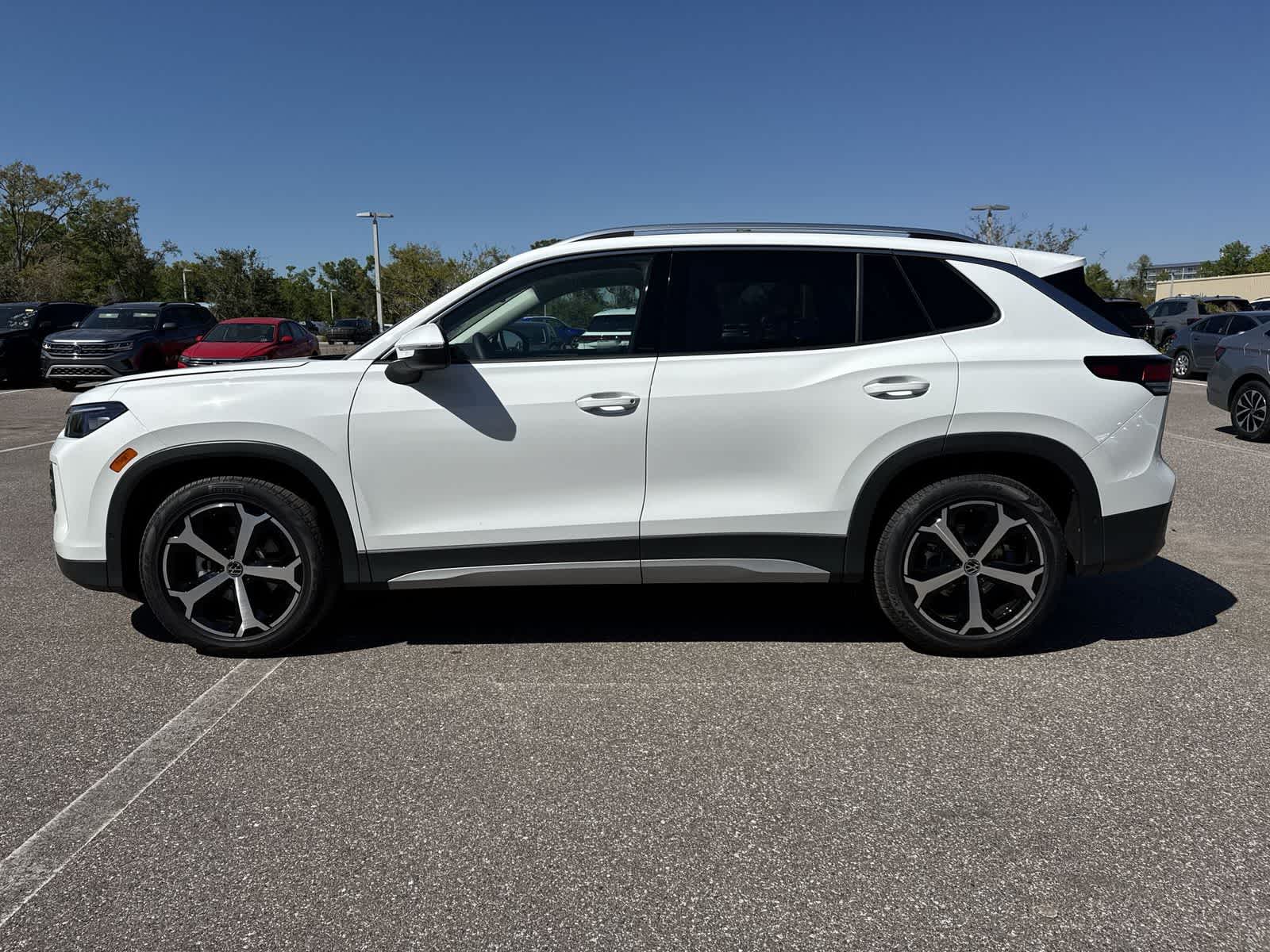 2026 Volkswagen Tiguan 2.0T SE
