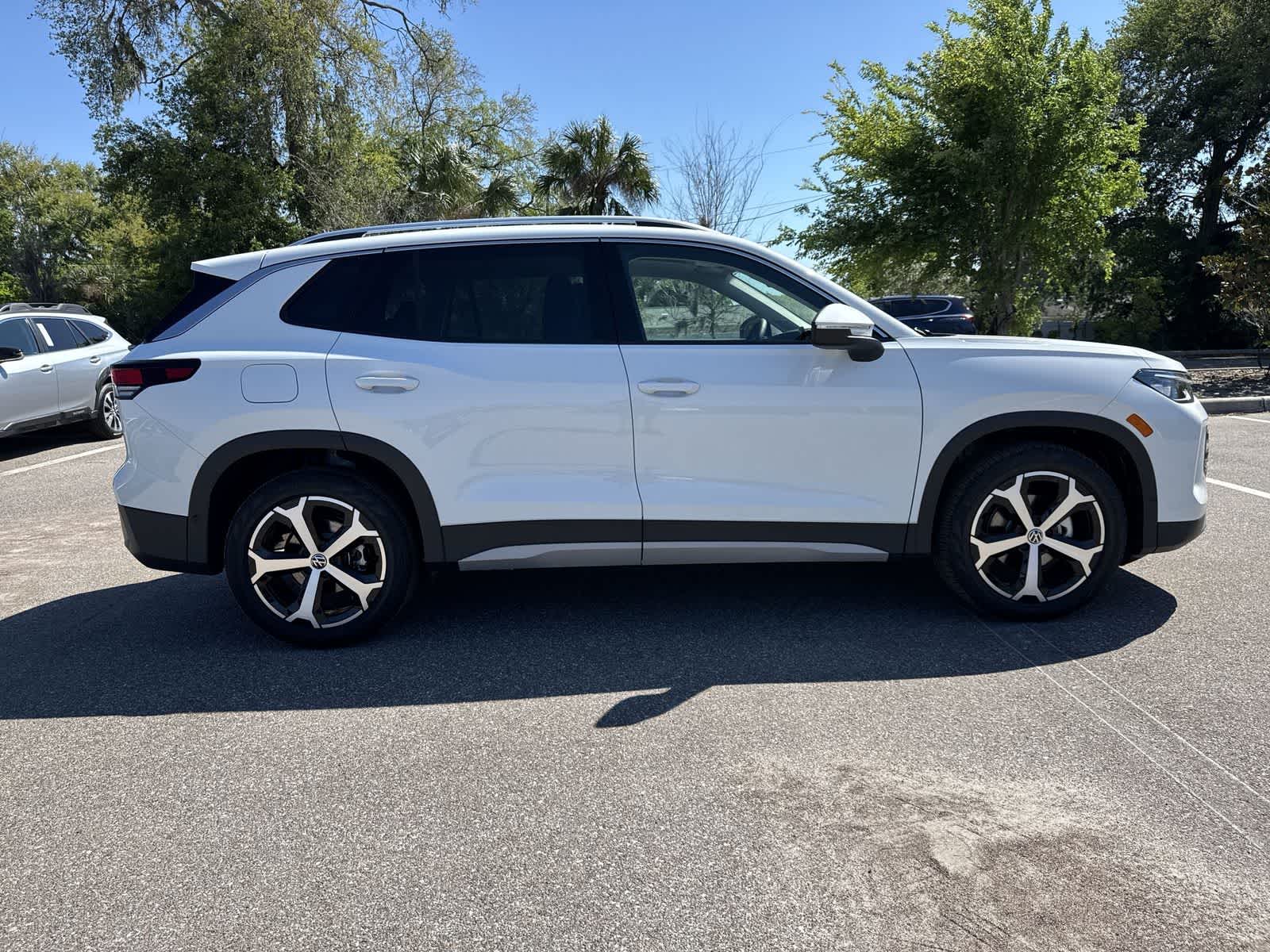 2026 Volkswagen Tiguan 2.0T SE