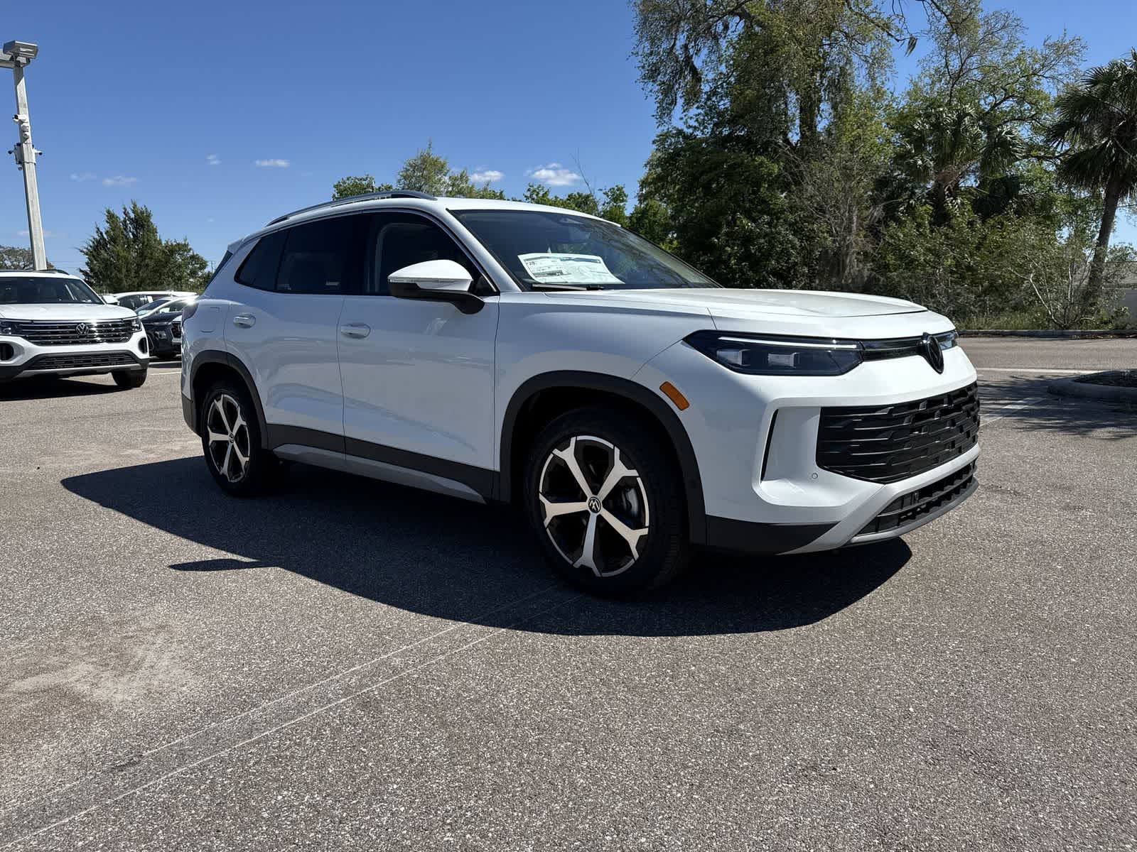 2026 Volkswagen Tiguan 2.0T SE
