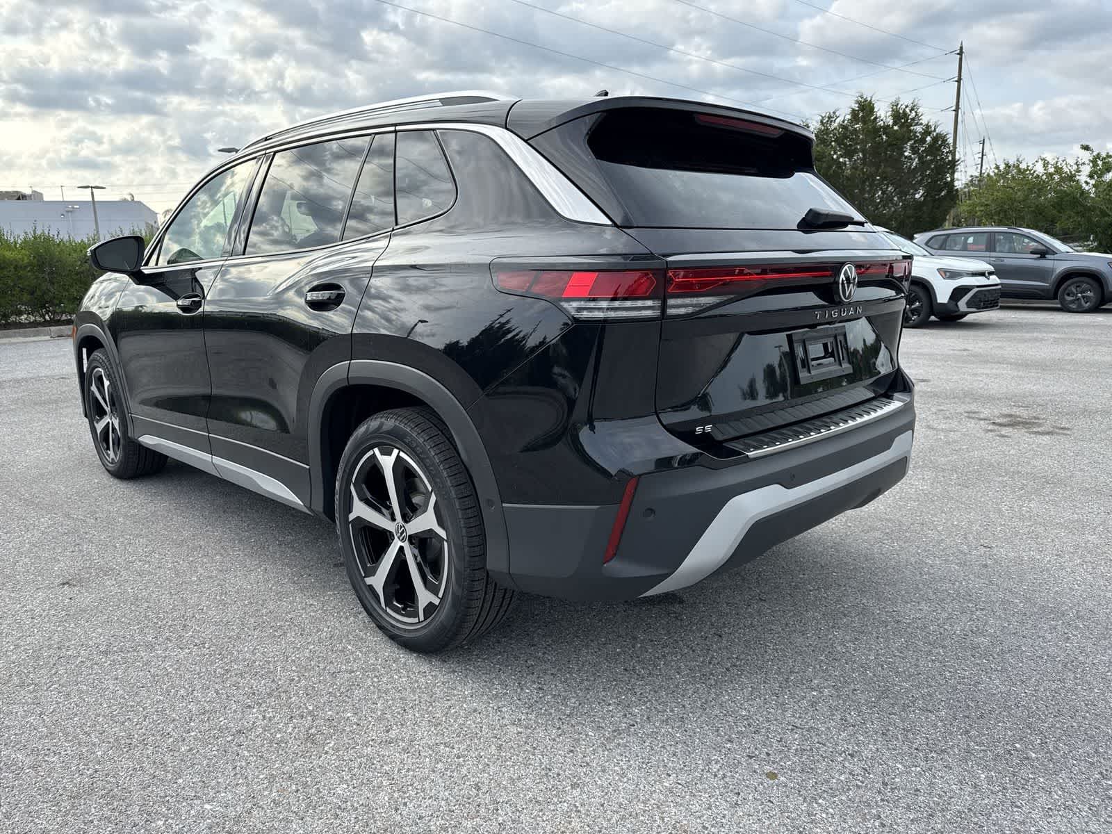 2026 Volkswagen Tiguan 2.0T SE