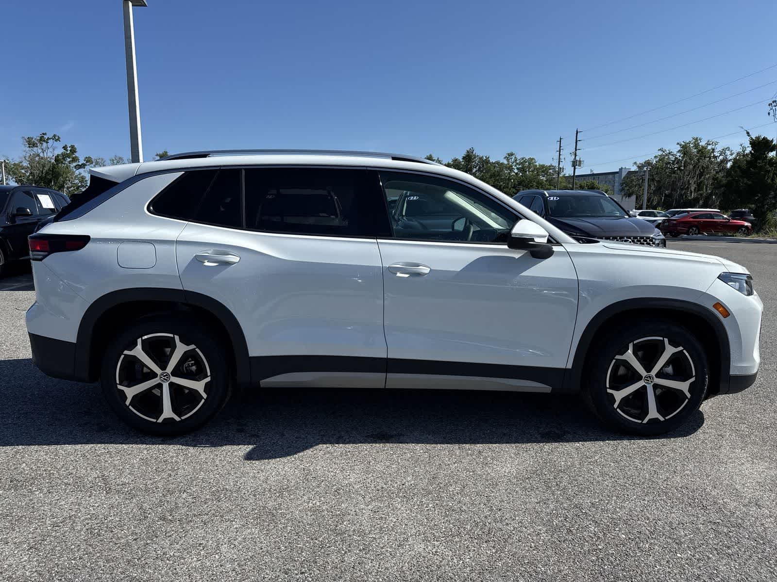 2026 Volkswagen Tiguan 2.0T SE