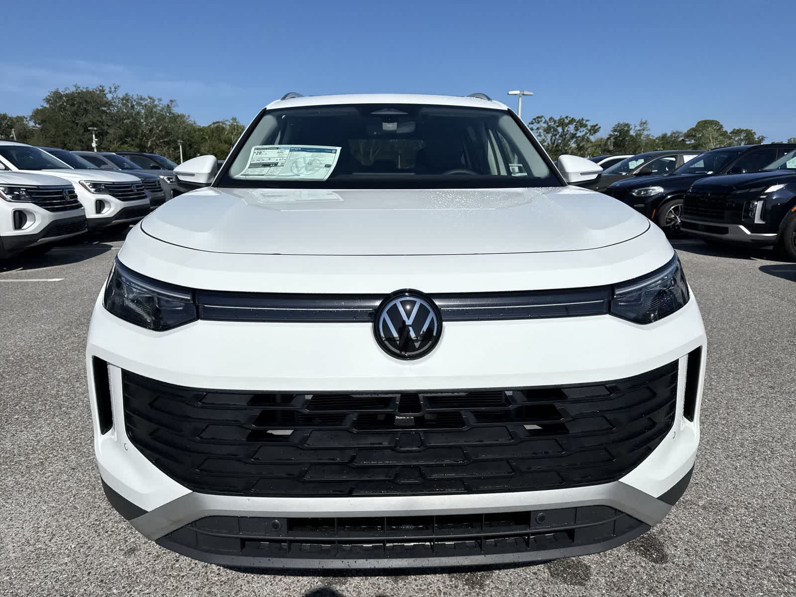 2026 Volkswagen Tiguan 2.0T SE