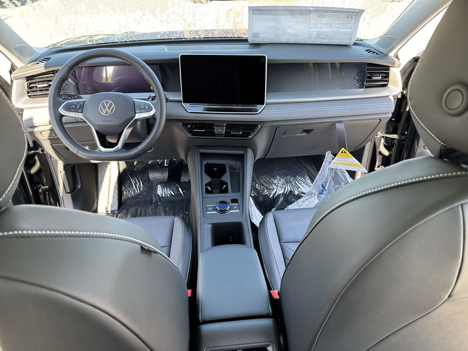 2026 Volkswagen Tiguan 2.0T SE