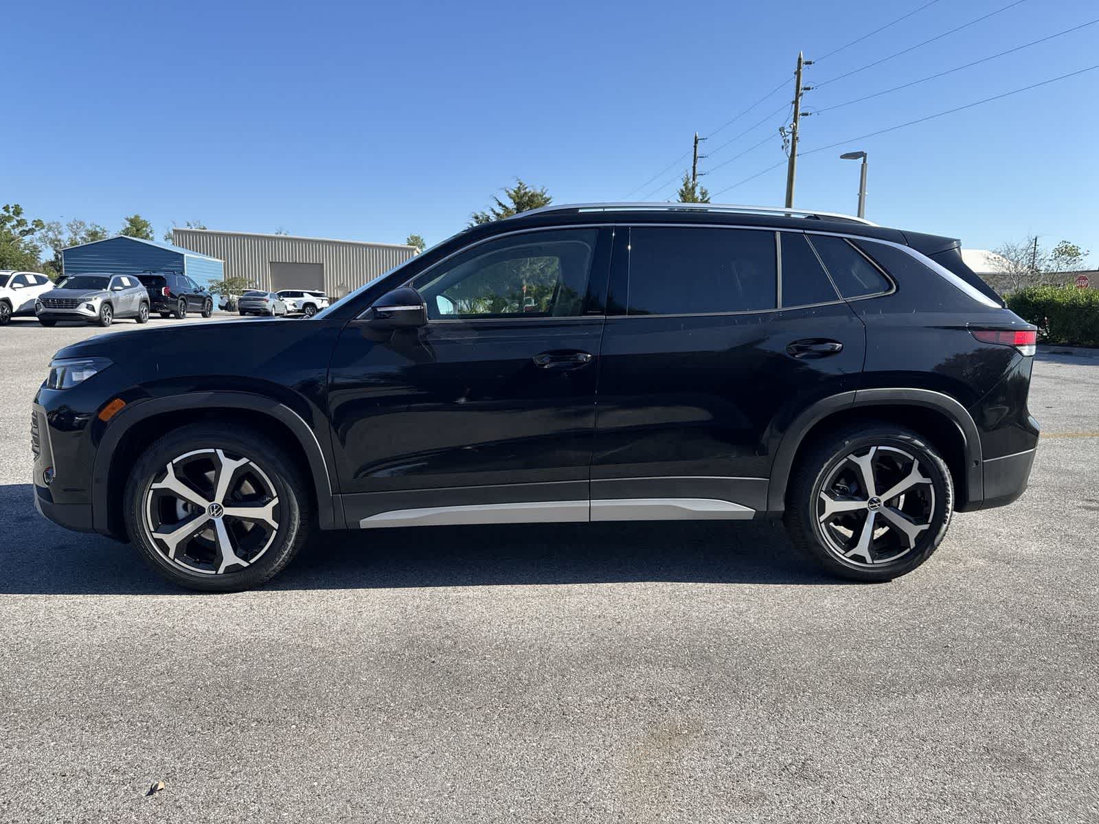 2026 Volkswagen Tiguan 2.0T SE