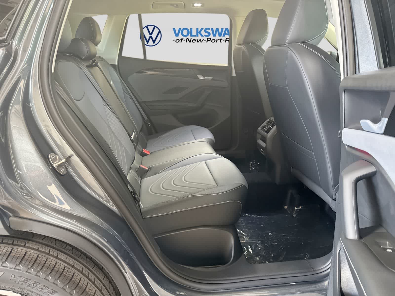 2026 Volkswagen Tiguan 2.0T SE