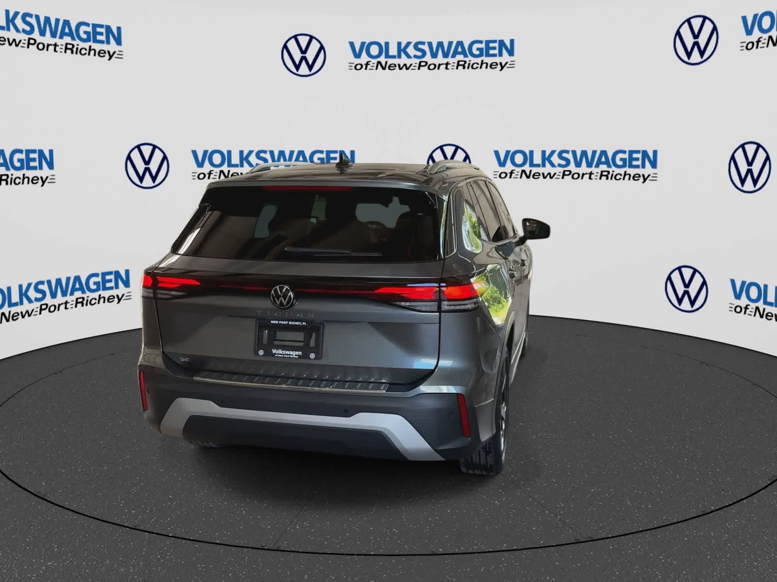 2026 Volkswagen Tiguan 2.0T SE