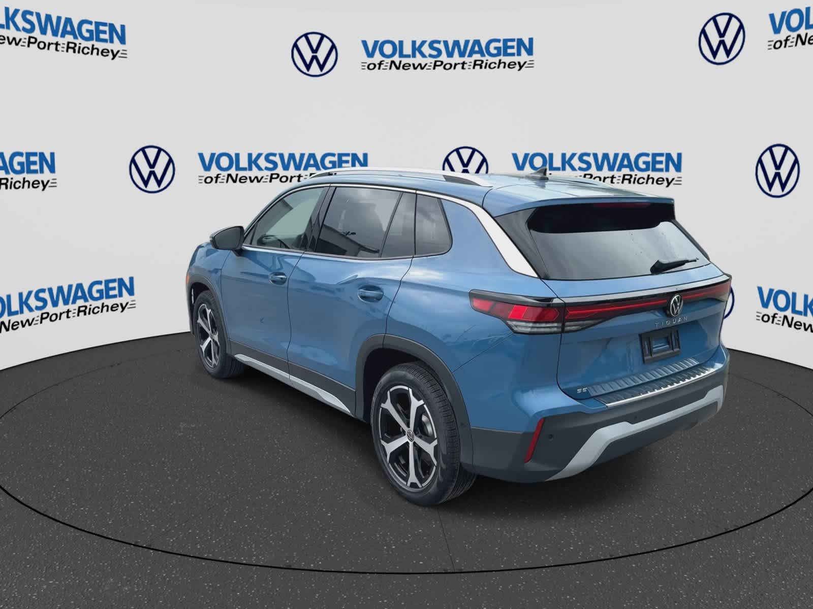 2026 Volkswagen Tiguan 2.0T SE
