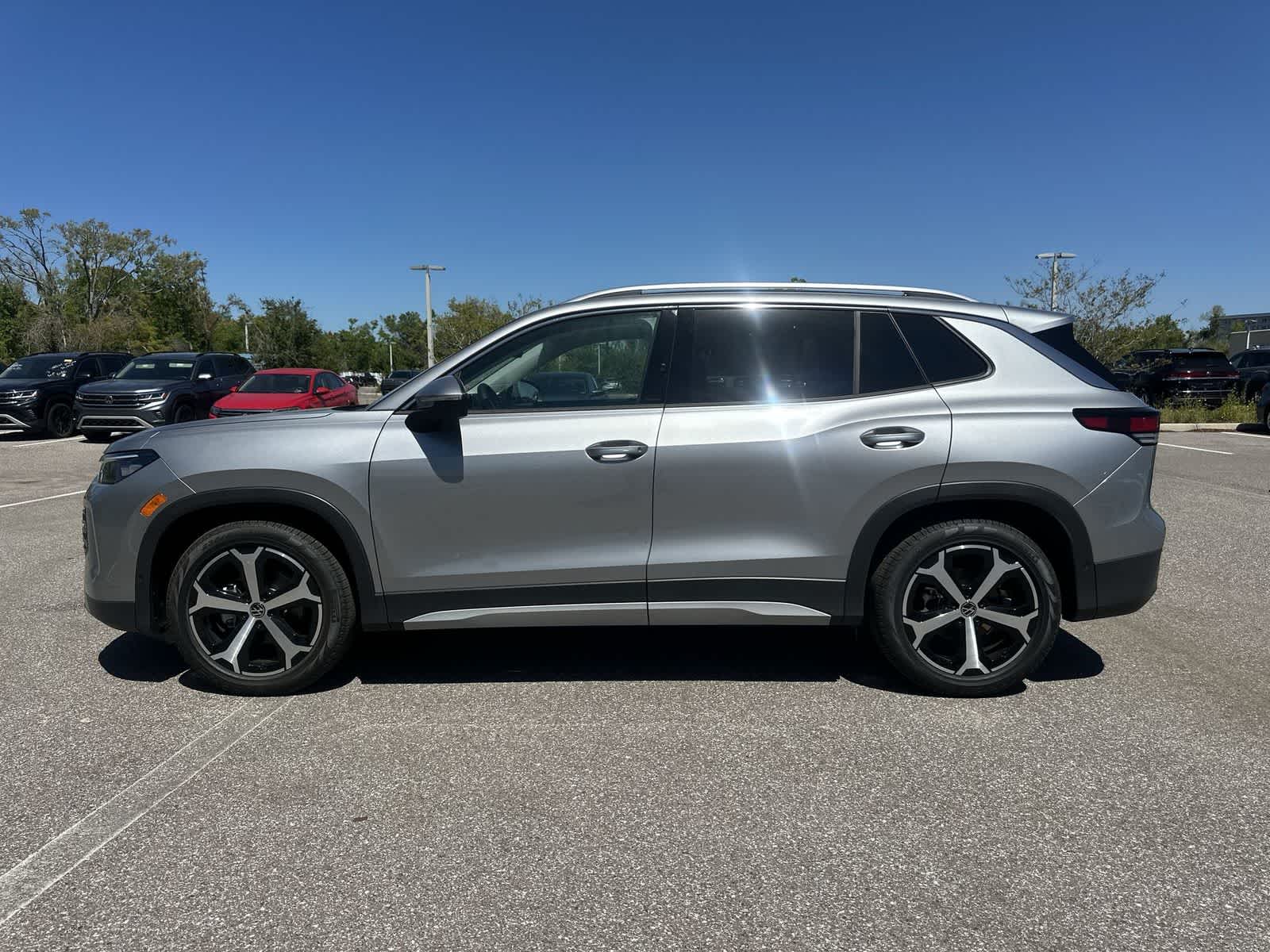 2026 Volkswagen Tiguan 2.0T SE