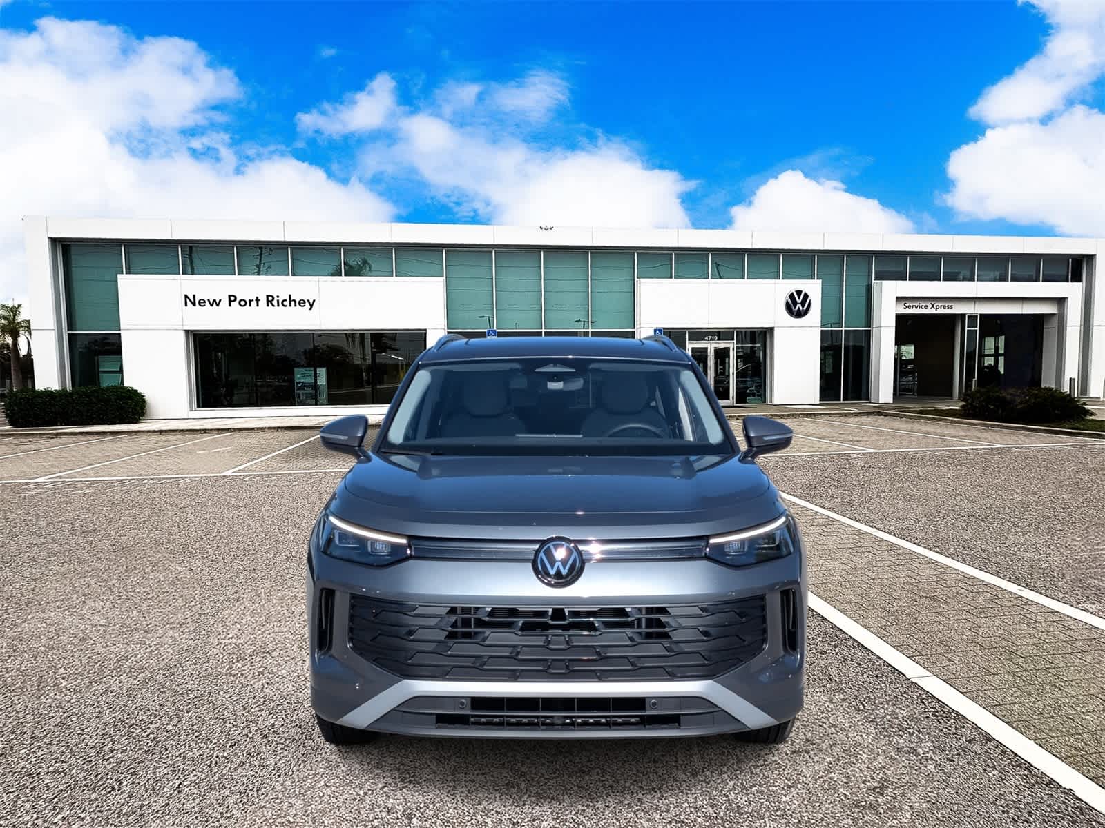 2026 Volkswagen Tiguan 2.0T SE