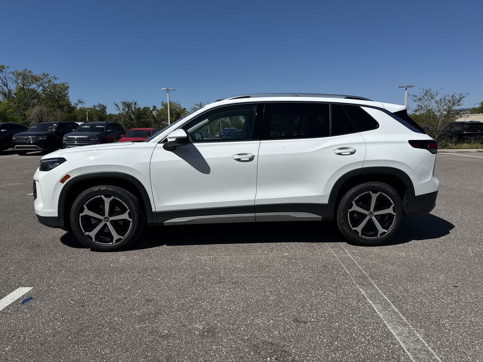 2026 Volkswagen Tiguan 2.0T SE