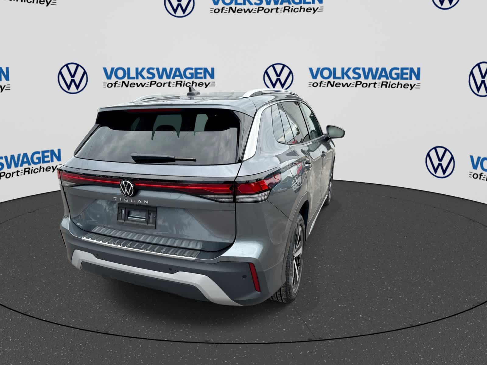 2026 Volkswagen Tiguan 2.0T SE