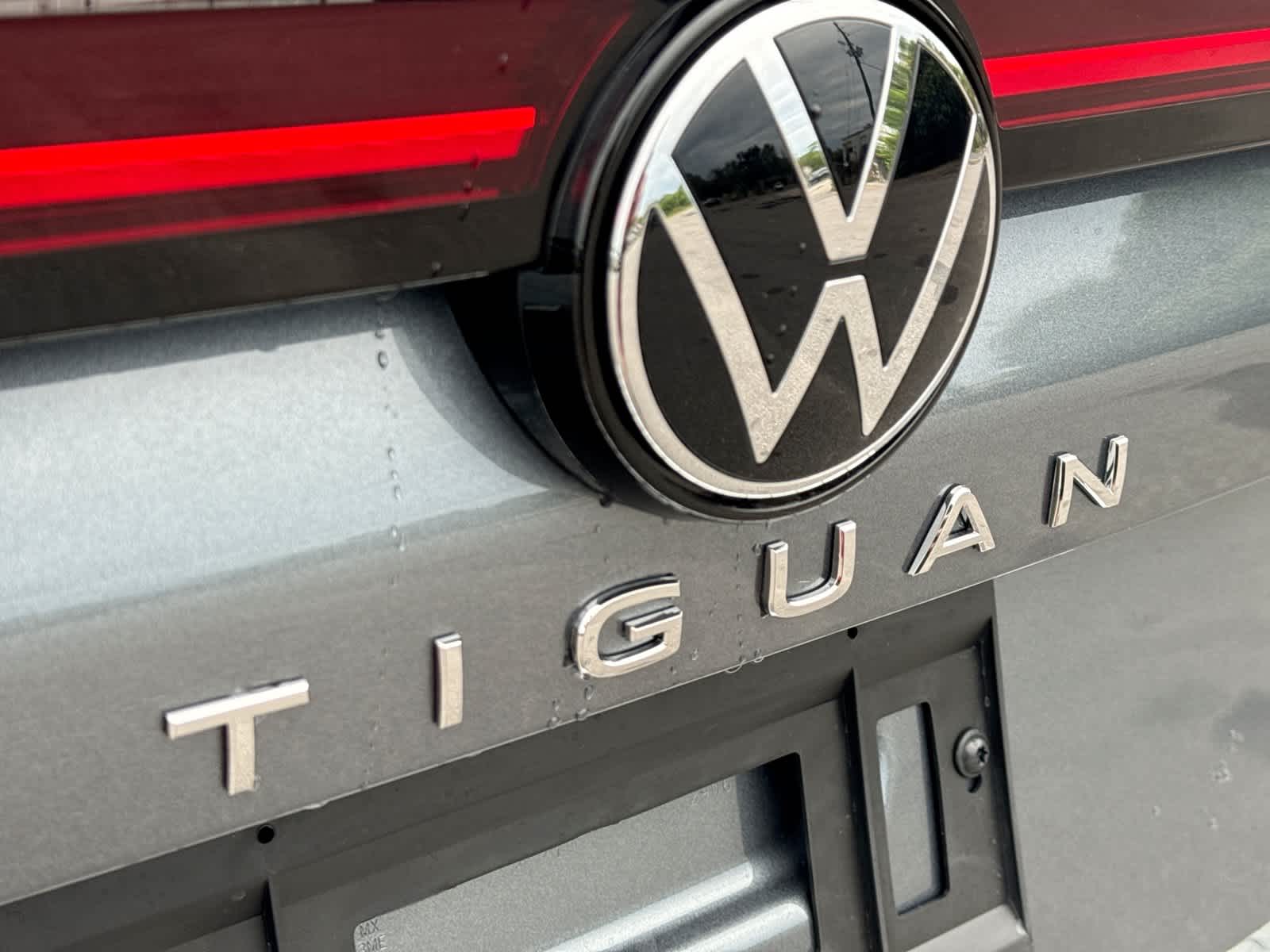 2026 Volkswagen Tiguan 2.0T SE