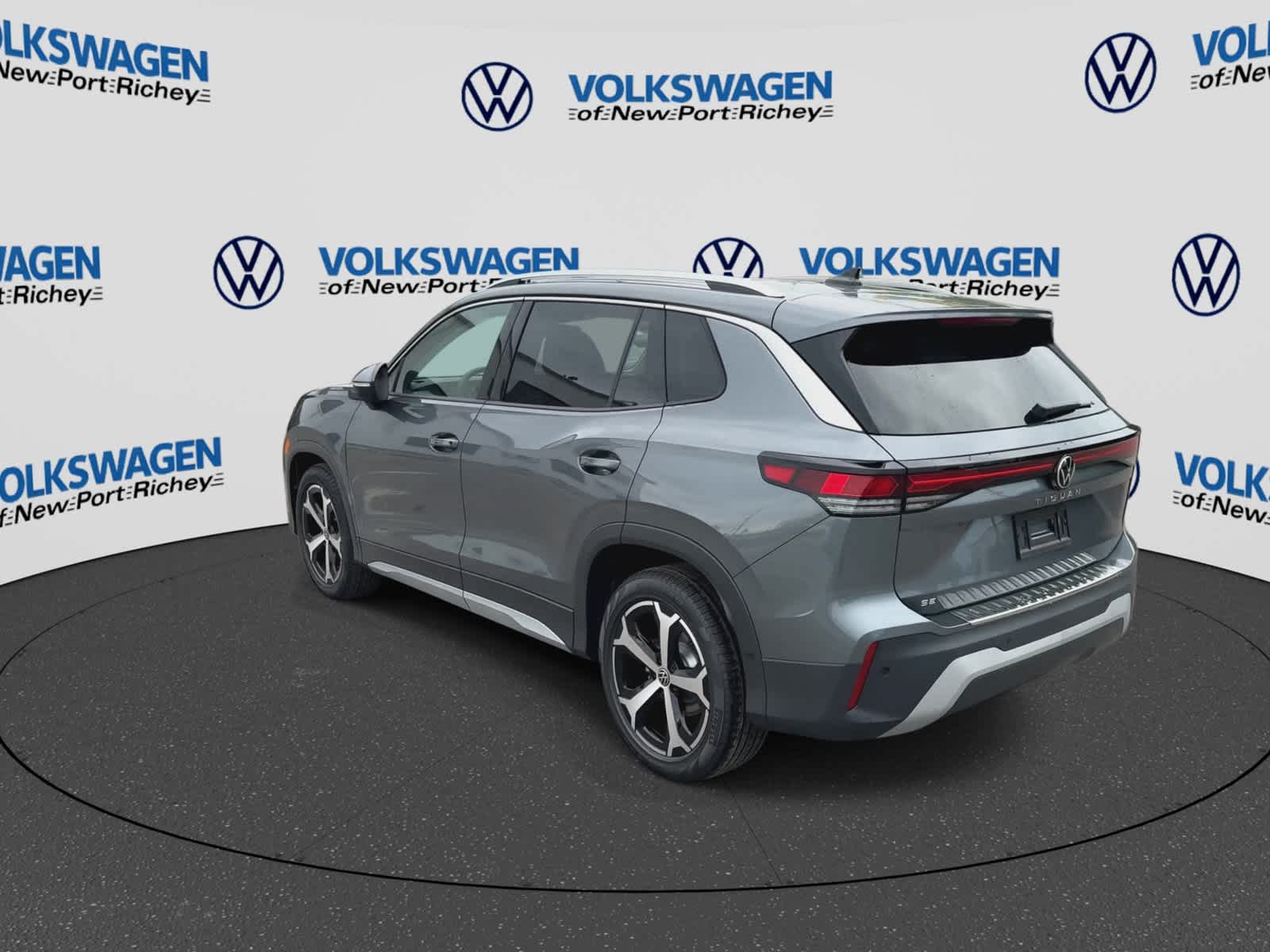 2026 Volkswagen Tiguan 2.0T SE