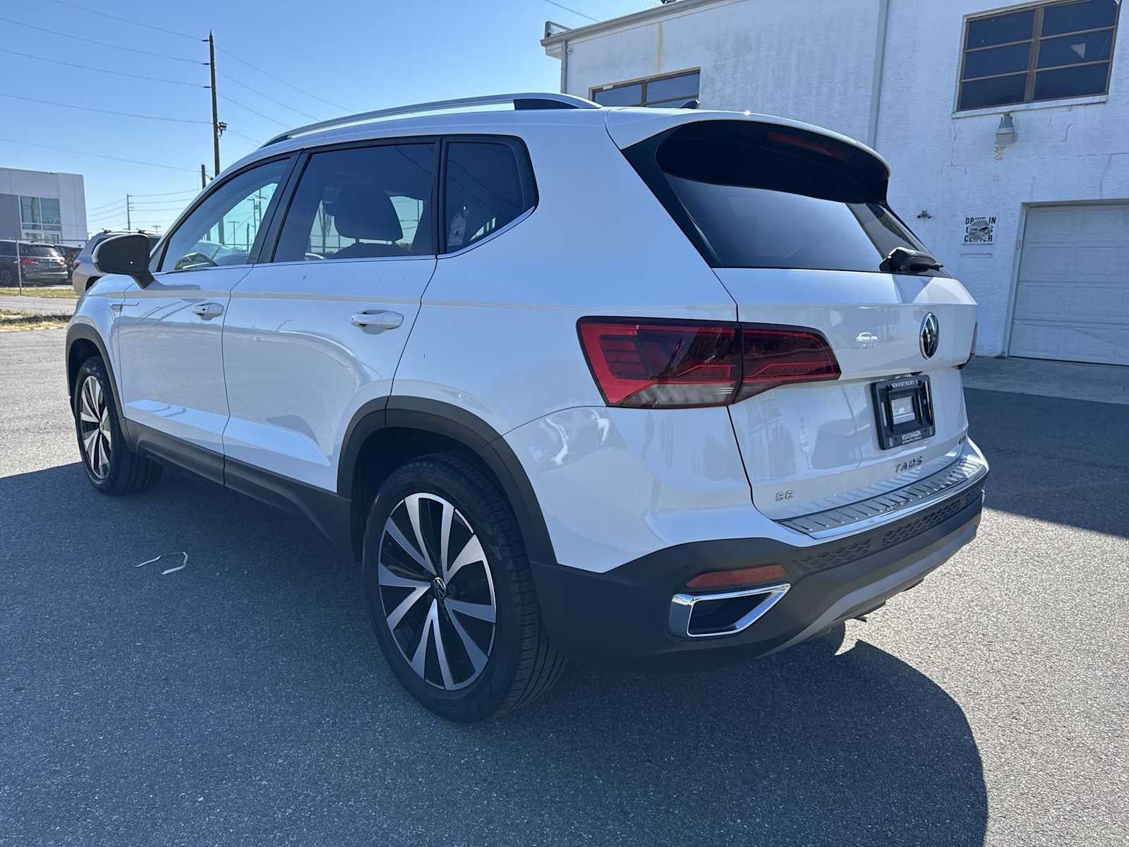 2023 Volkswagen Taos SE