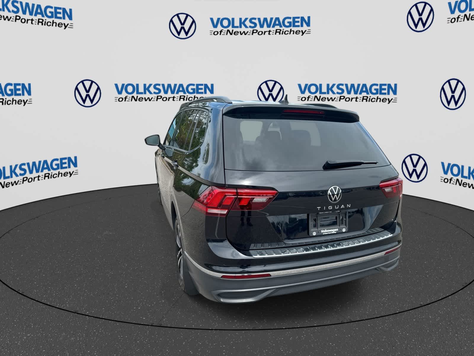 2024 Volkswagen Tiguan S