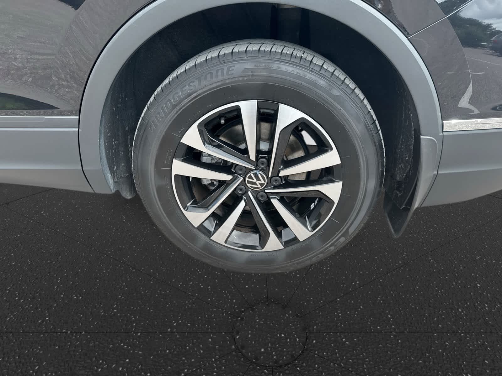 2024 Volkswagen Tiguan S