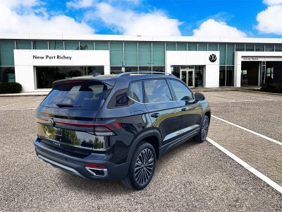 2025 Volkswagen Taos 1.5T SE