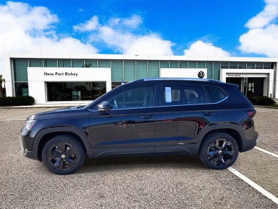 2025 Volkswagen Taos 1.5T SE