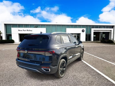 2025 Volkswagen Taos 1.5T SE