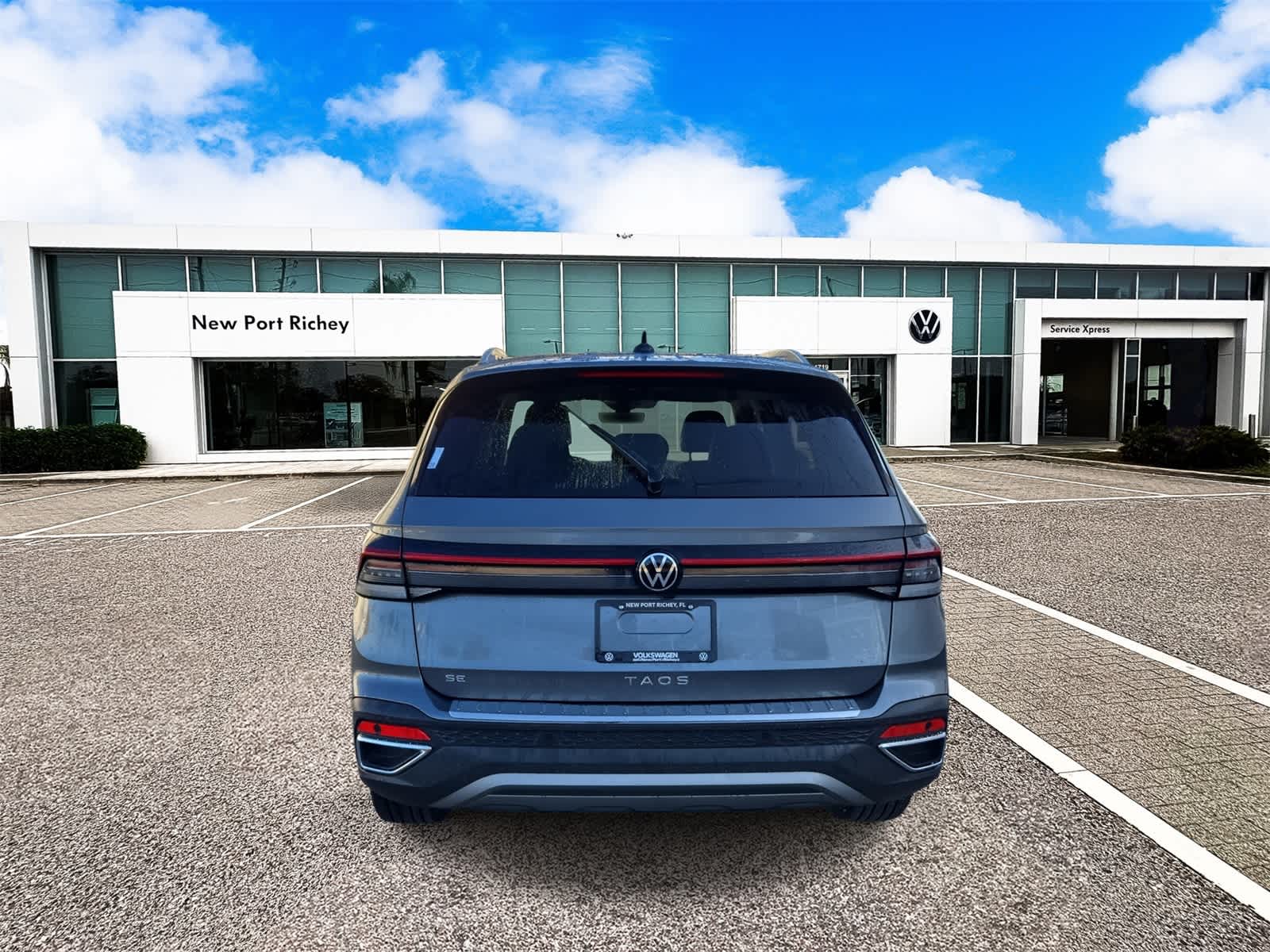 2025 Volkswagen Taos 1.5T SE