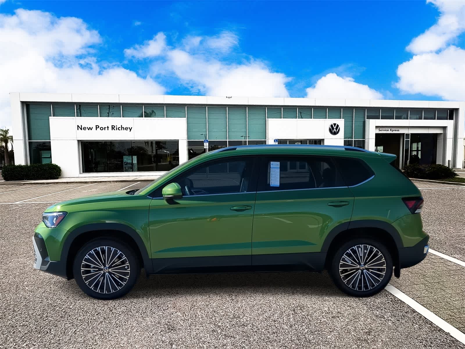 2025 Volkswagen Taos 1.5T SE