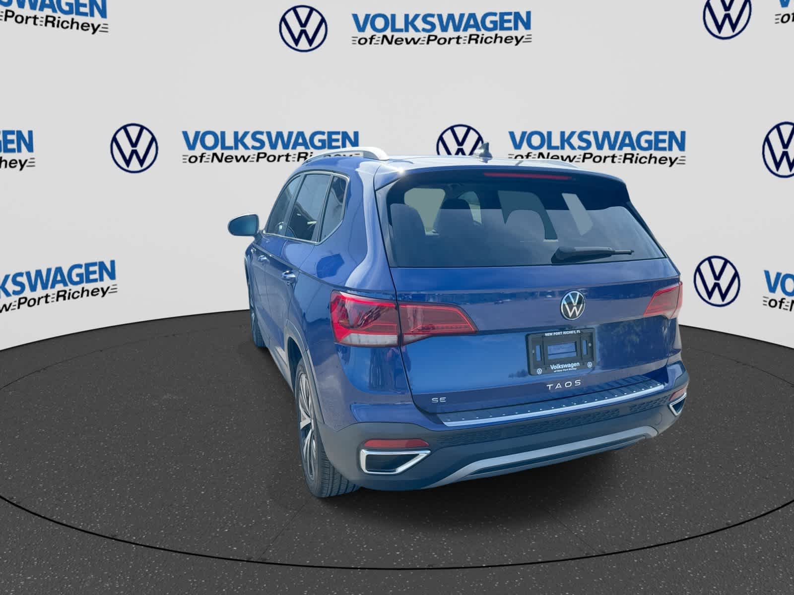 2024 Volkswagen Taos SE
