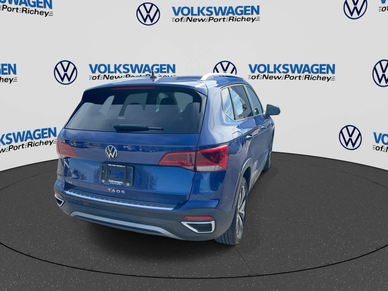2024 Volkswagen Taos SE
