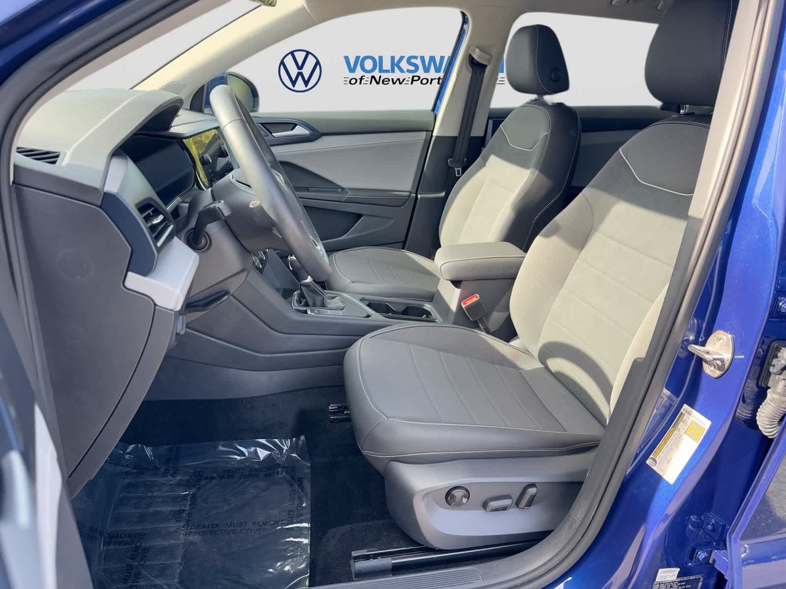 2024 Volkswagen Taos SE