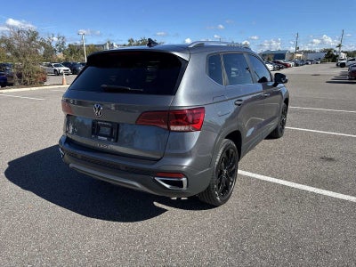 2023 Volkswagen Taos SE