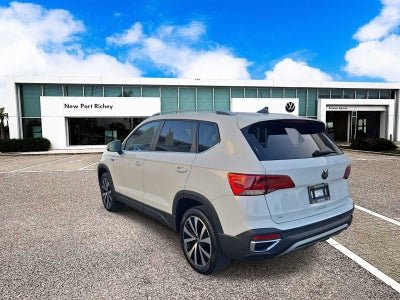 2023 Volkswagen Taos SE