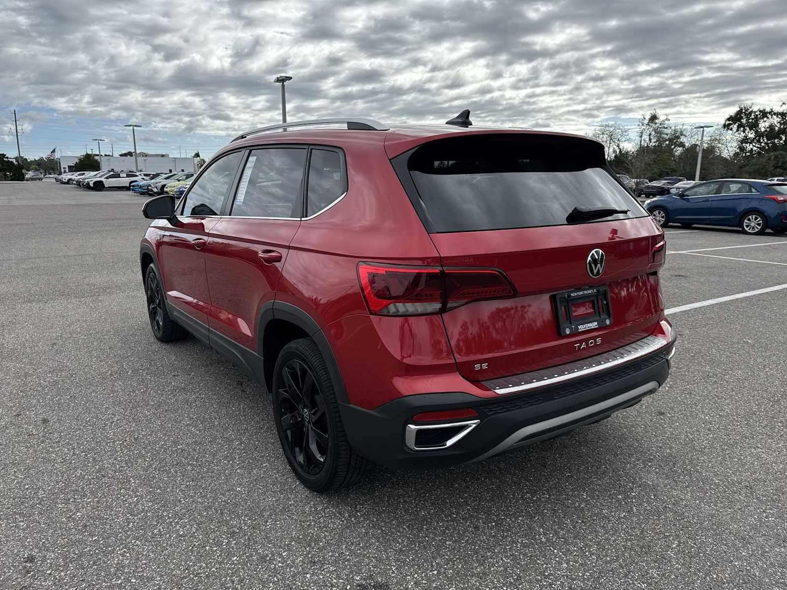 2022 Volkswagen Taos SE