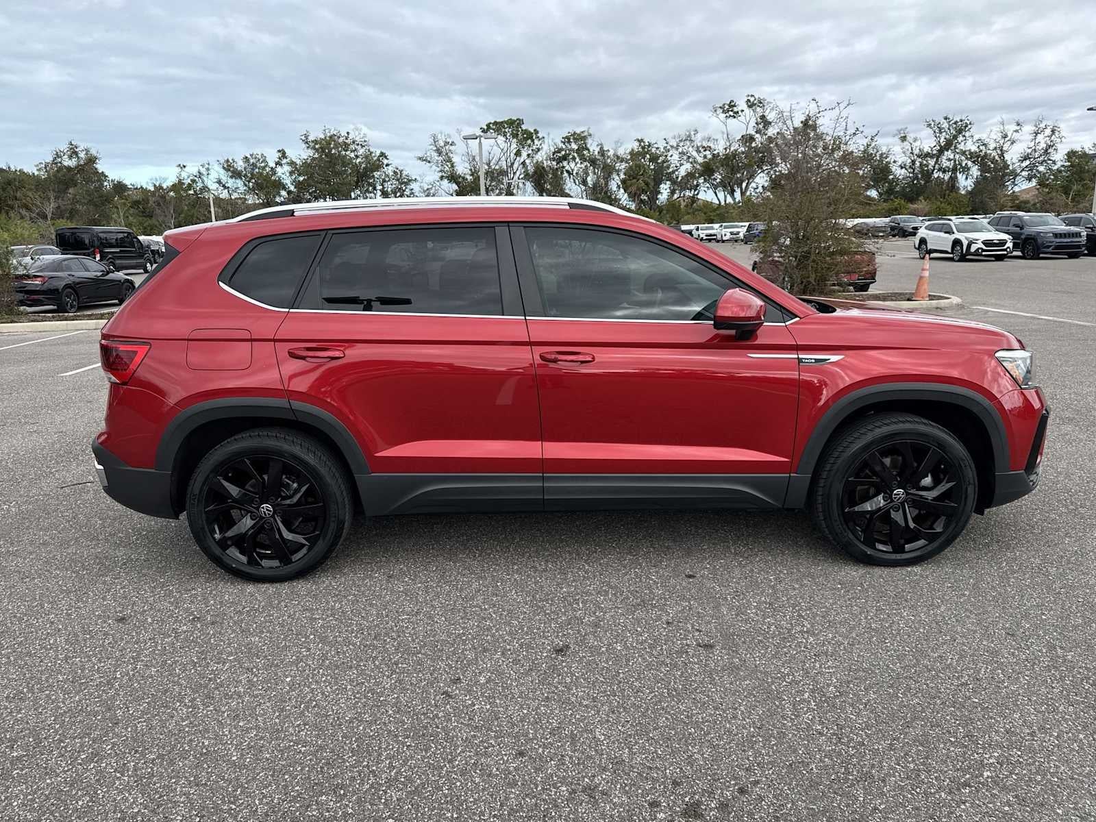 2022 Volkswagen Taos SE