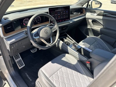 2026 Volkswagen Tiguan 2.0T SEL R-Line Turbo