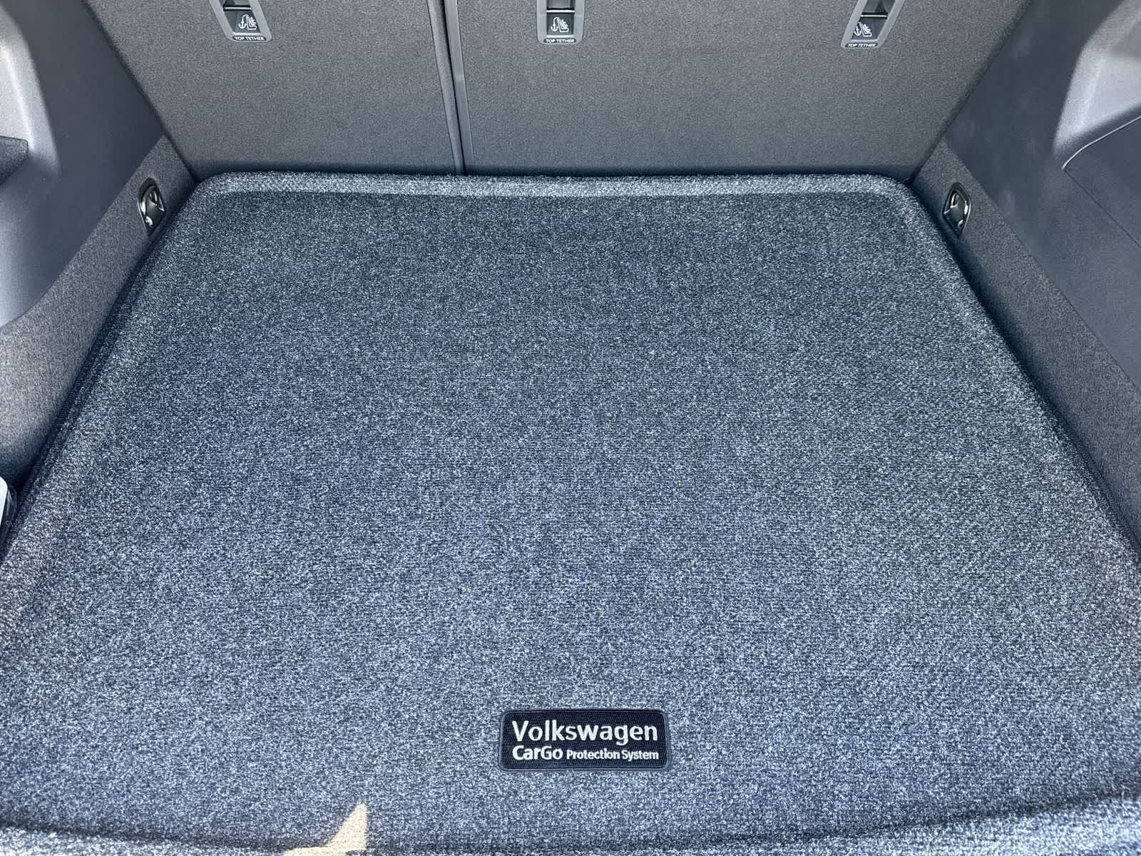 2026 Volkswagen Tiguan 2.0T SEL R-Line Turbo