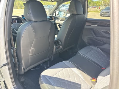 2026 Volkswagen Tiguan 2.0T SEL R-Line Turbo