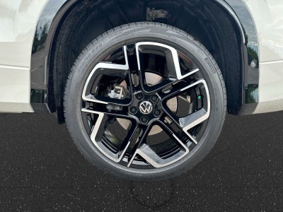 2026 Volkswagen Tiguan 2.0T SEL R-Line Turbo