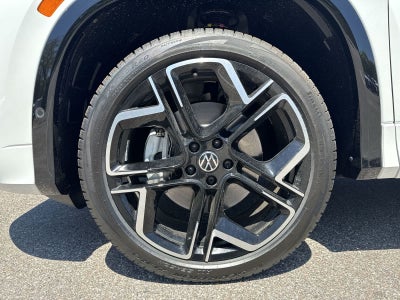 2026 Volkswagen Tiguan 2.0T SEL R-Line Turbo